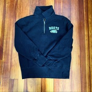 Roots Canada Quarter zip. Size Small